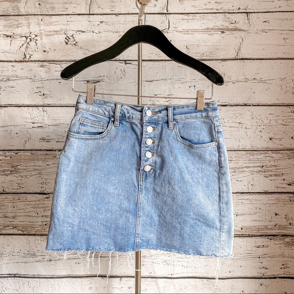 PACSUN Distressed Button denim skirt - Picture 1 of 5